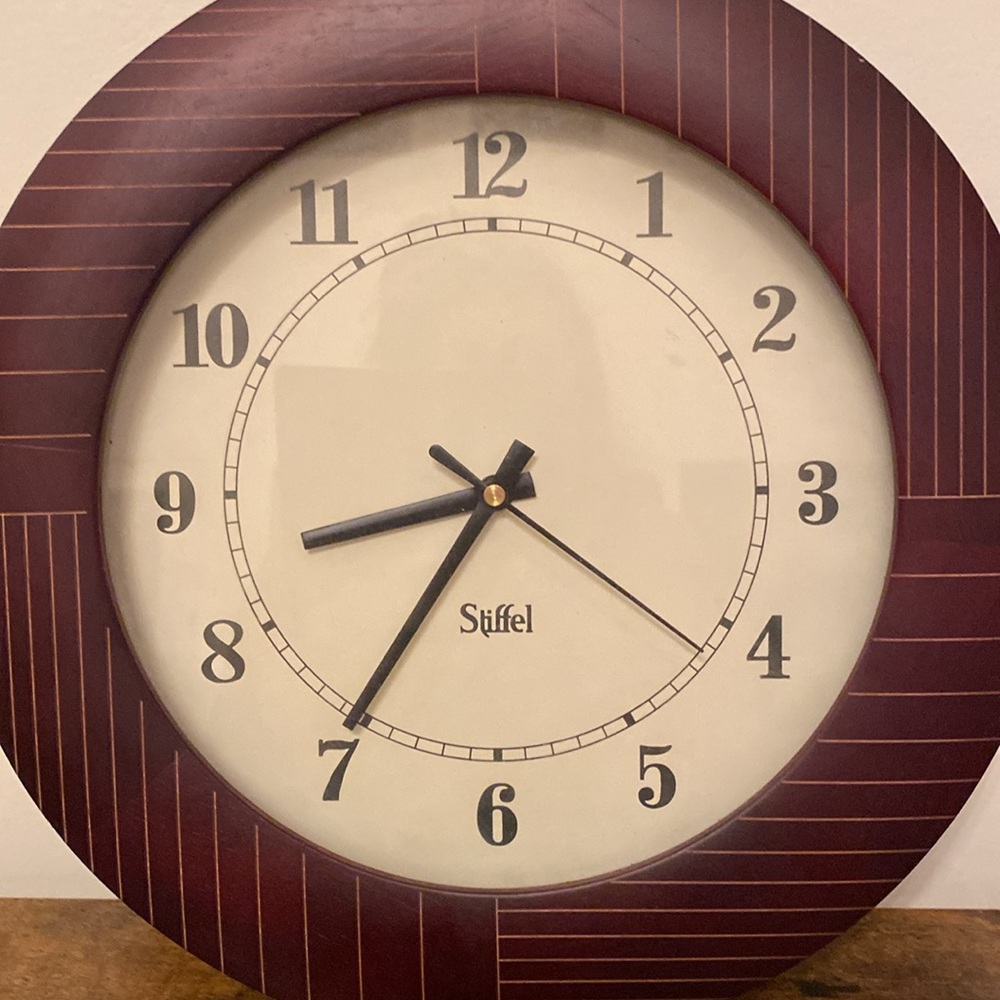 Stiffel Clock - Picture 2 of 3